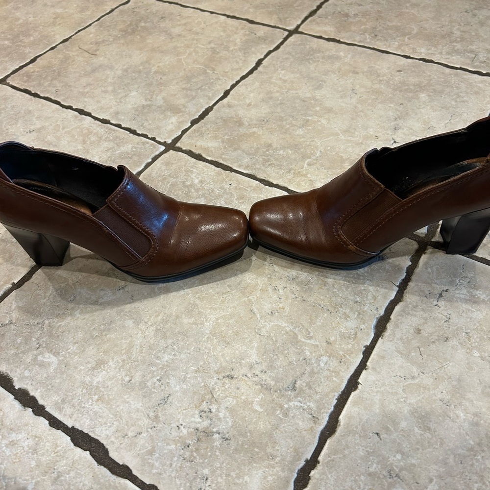 Franco Sarto Elegant Brown Leather Women's Heels 5
